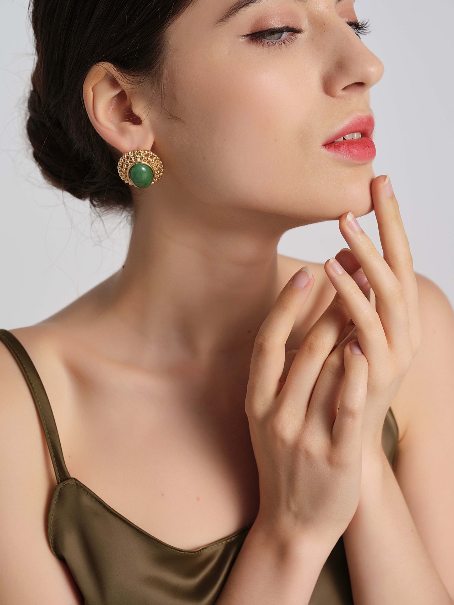 Free Sample Retro Glam Clear glass beads earrings women gold heart earrings non tarnish vintage 18k gold 925 needle Stud Earring