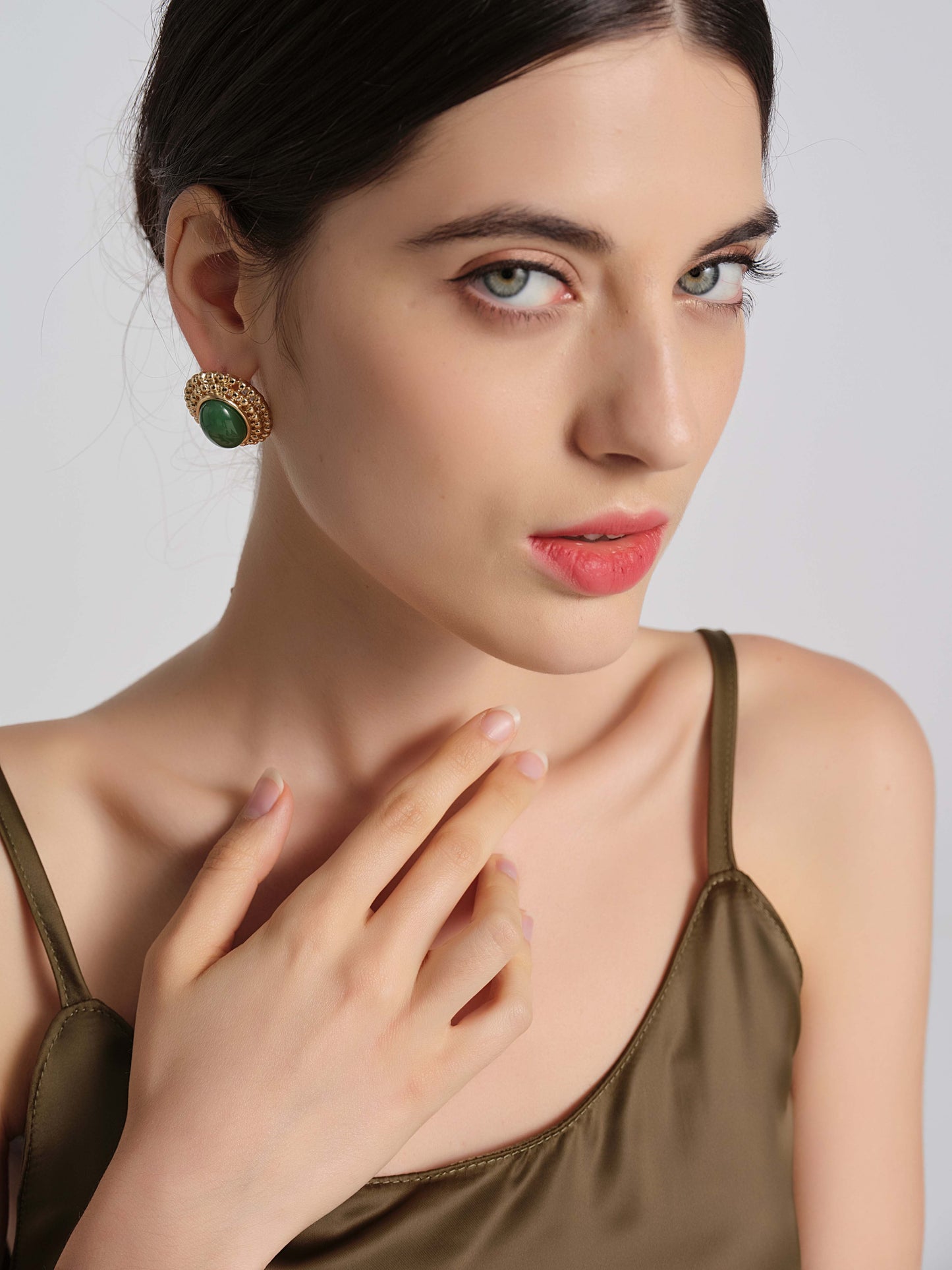 Free Sample Retro Glam Clear glass beads earrings women gold heart earrings non tarnish vintage 18k gold 925 needle Stud Earring